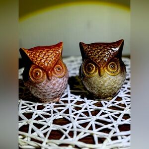 Owl figurines. See pics for measurements. No chips or cracks